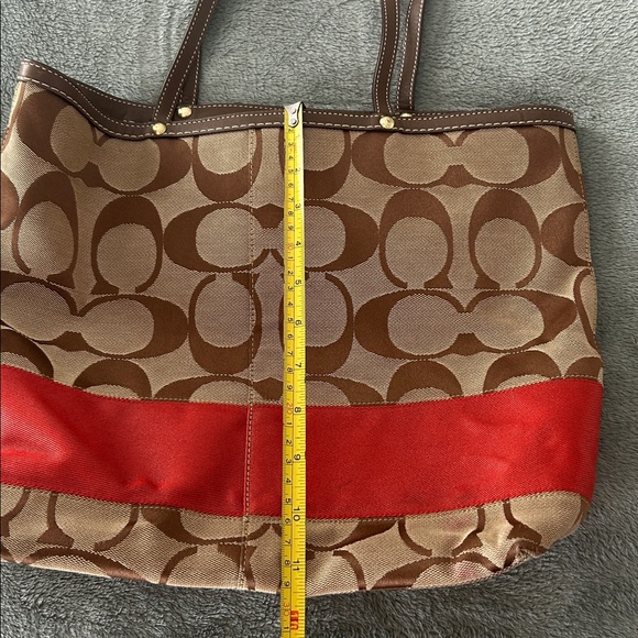 Coach, Y2K shoulder bag, red and brown​​ - Picture 3 of 12
